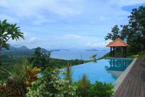 Отель Villa Domanik  Labuhanbajo